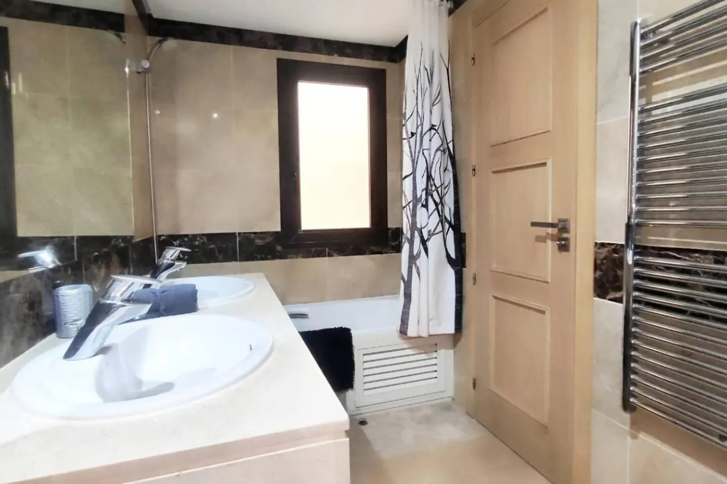 Apartamento Blue Horizon مانيلفا شقة